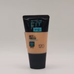 MAYBELLINE NEW YORK FIT me (MATT+PORELESS) + 16H OIL CONTROL SPF22  (120)