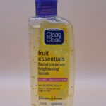 Clean & Clear fruit essentiials facial cleanser brightening lemon  oil free_100ml