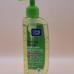 Clean & Clear morning energy skin brightening daily Face Wash Oil-Free (150ml)